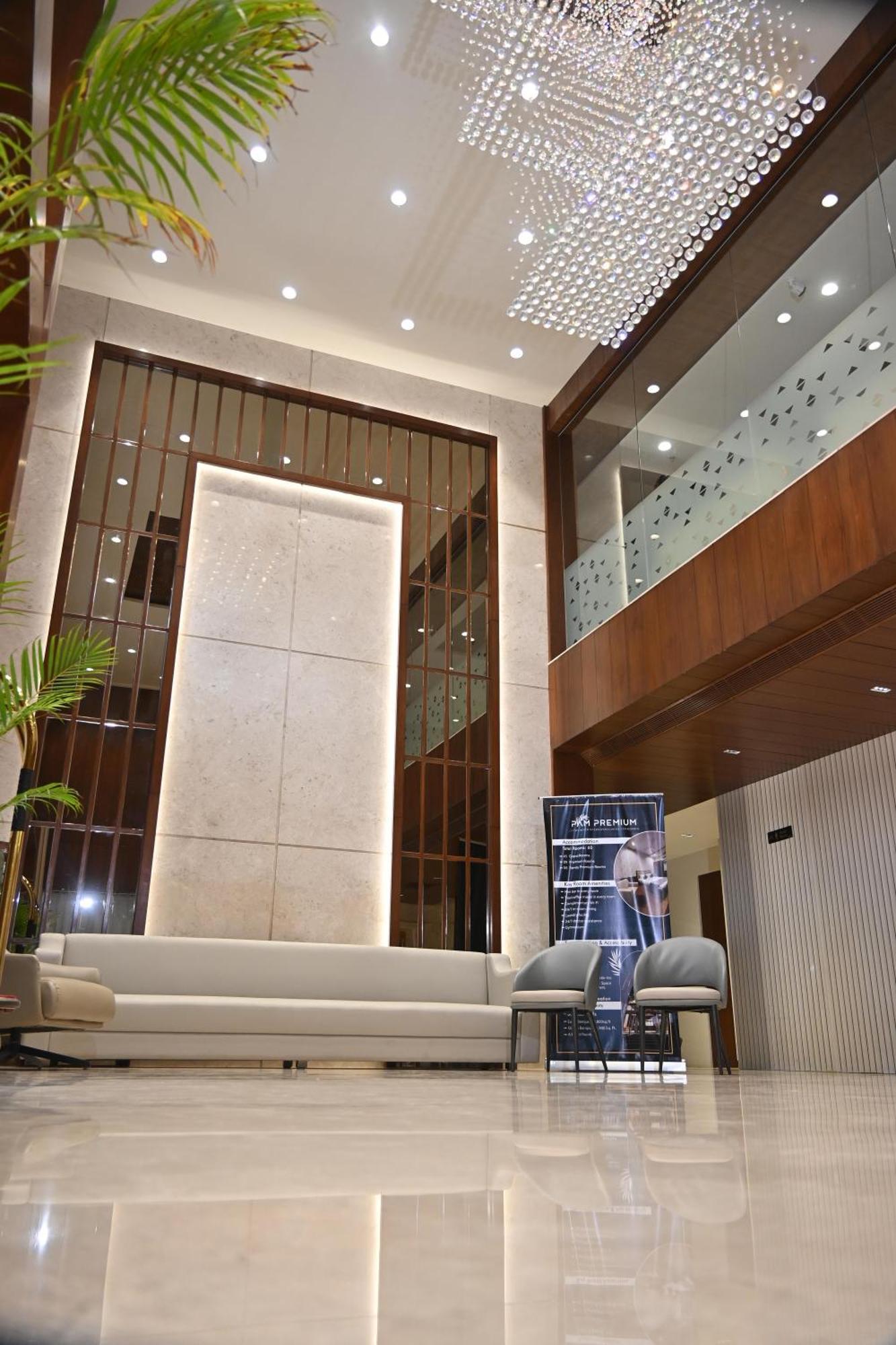 Pam Premium Hotel Vadodara Dış mekan fotoğraf